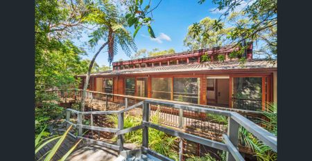 Private Family Home | District Views | Hornsby North Catchment - Photo 2