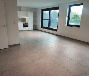 Leuk en modern 2 slaapkamer appartement gelegen te Olmen centrum ! - Foto 1