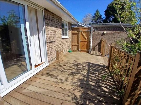 Fairlawns Drive, Herstmonceux, Hailsham, BN27 - Photo 1