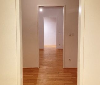 Gemütliche Drei- Zimmer Wohnung im Zentrum von Krems Mietbeginn: so... - Photo 3