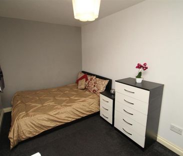 1 bedroom house of multiple occupation to rent - Photo 2