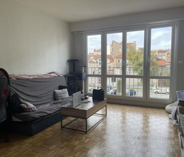 Appartement T1 à louer à ROANNE - Centre Ville - Photo 2