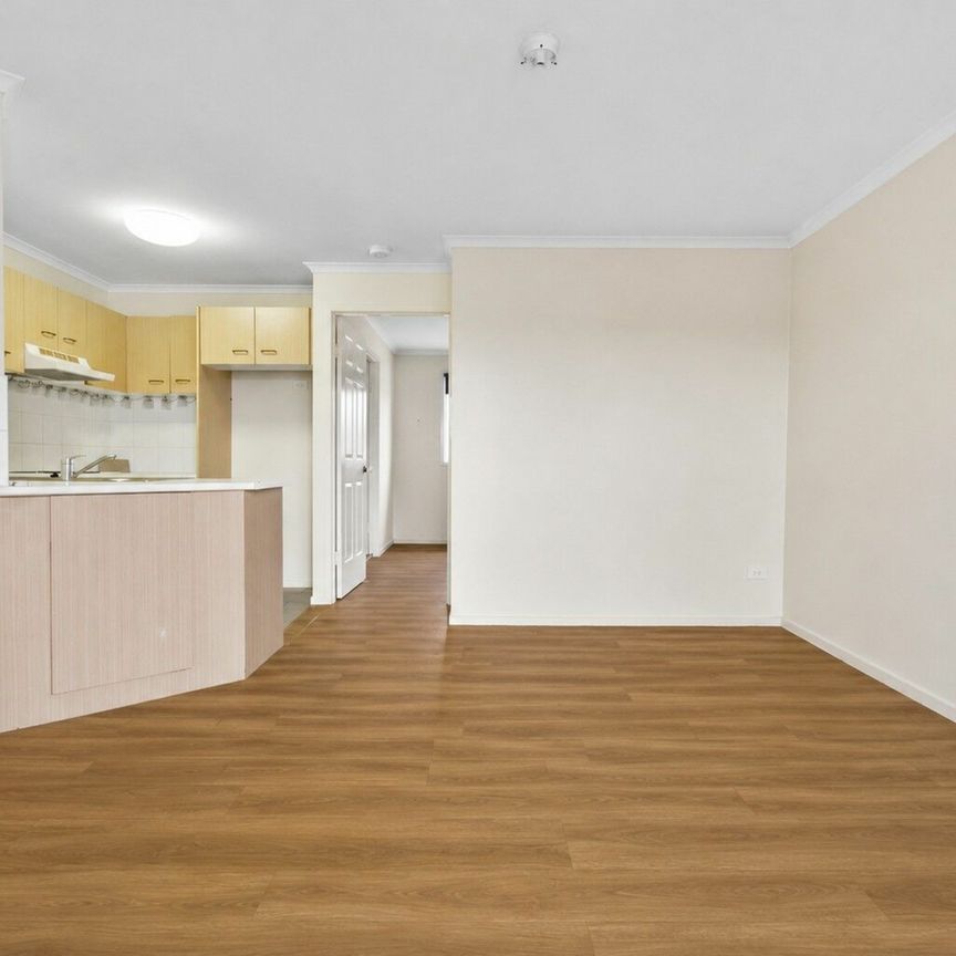 Unfurnished Second Floor Apartment in the Heart of Chevron Island - Photo 1