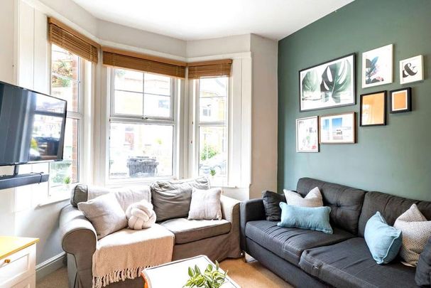 7 bedroom terraced house to rent - Photo 1