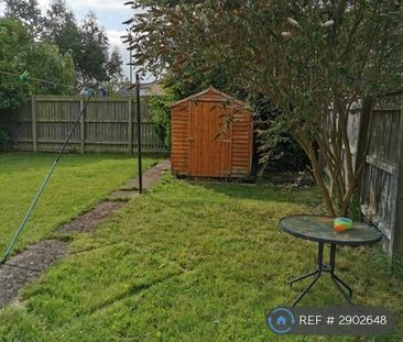 2 bedroom semi-detached house to rent - Photo 5