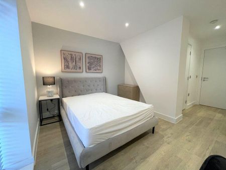 1 bedroom in a house share to rent - Photo 3