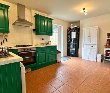 3 bedroom semi-detached house to rent - Photo 5