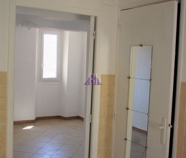 Appartement rénové de type 1 - Photo 2