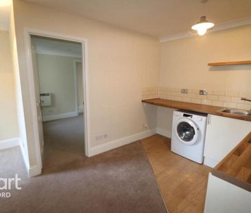 1 bedroom flat to rent - Photo 5