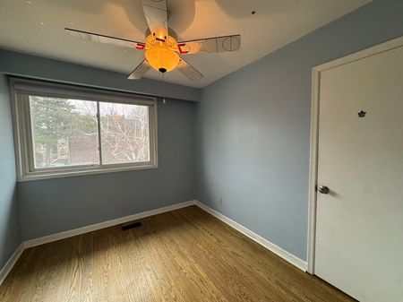 For Lease - 16 Whitelock Crescent, Toronto, Ontario - Photo 2