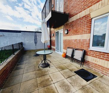 2 bedroom flat to rent - Photo 5