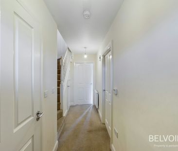 Semi-detached house to rent on - Photo 3