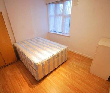 Western Avenue, Acton, London, W3 - Photo 3