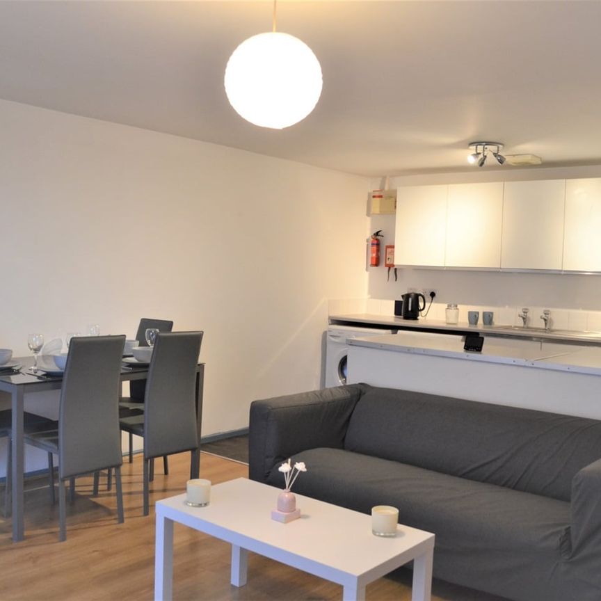 2 Bed Flat, Marquis Street, LE1 - Photo 1