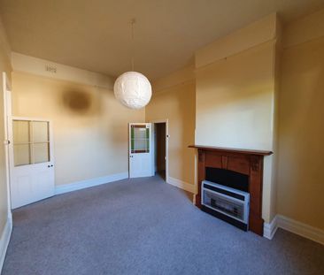 3 BEDROOM HOUSE WITH A/C - Photo 3