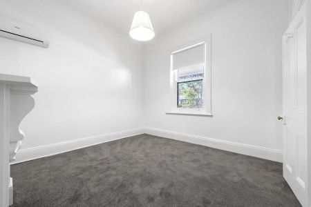 Freshly renovated cottage close to cbd - Photo 4