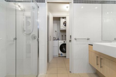 Fully Furnished And Equipped One Bedroom Apartment! - Photo 4