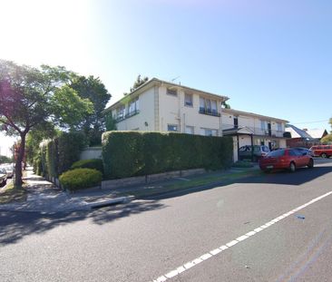 5/229 Westgarth Street, Northcote VIC 3070 - Photo 3