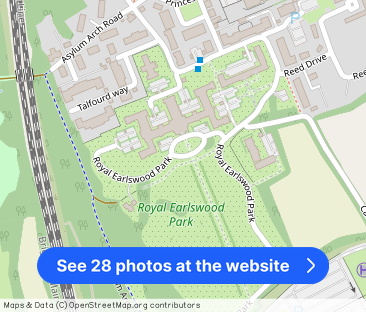 Royal Earlswood Park, Redhill - POOL AND GYM - Photo 1
