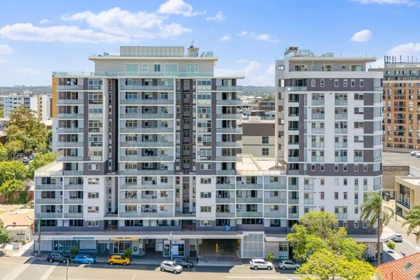 Luxury Two Bedroom Apartment, Level 5 - Photo 1