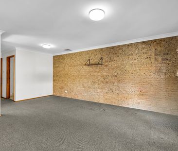 2/27 Myee Road, Macquarie Fields, NSW 2564 - Photo 6