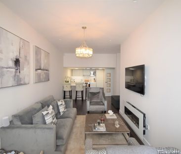 2 bedroom Apartment - Griffin Place, Broadwater Road, Welwyn Garden... - Photo 3