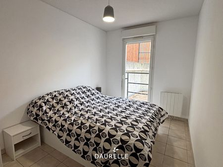 Location Appartement 2 pièces 42m² CHATEAURENARD 13160 - Photo 3