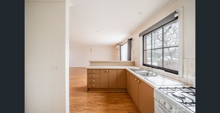 13a Moffatt Crescent, Hoppers Crossing, Vic 3029 - Photo 5