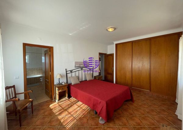 Moradia T3+1 em Faro