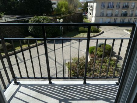 Location Appartement 1 pièce 32m² FONTAINEBLEAU 77300 - Photo 4
