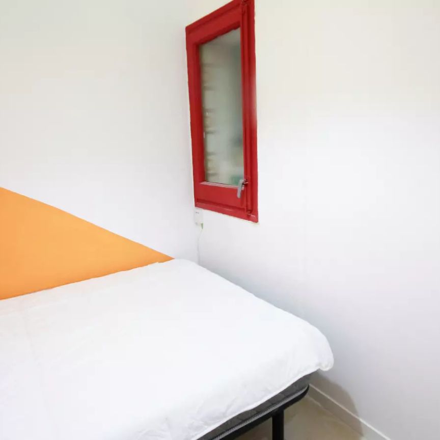 Rooms for rent in shared apartment in Barcelona - Foto 1