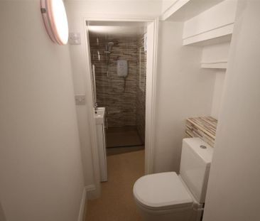 1 bedroom private hall to rent - Photo 6