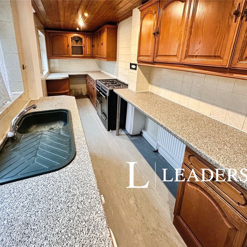 2 bedroom house to rent Minshall Street, Stoke-on-Trent, Staffordshire, ST4 - Photo 1