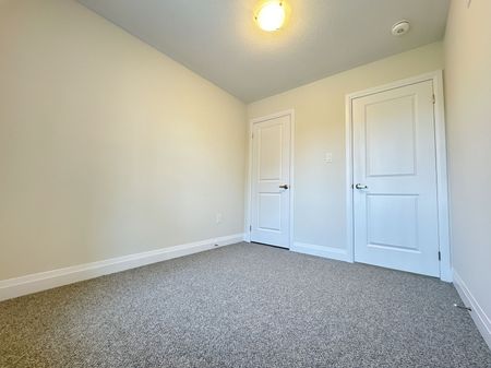 For Lease - 9805 Keele Street, Vaughan, Ontario - Photo 4