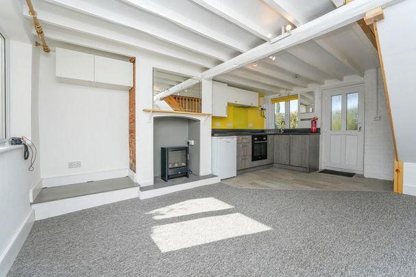 1 bedroom cottage to rent - Photo 1