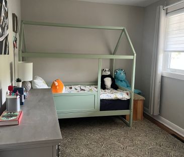 For Lease - 390 St. Augustine Drive, Oakville, Ontario - Photo 6