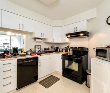 #505 – 2024 Fullerton Avenue, North Vancouver V7p 3g4 - Photo 5