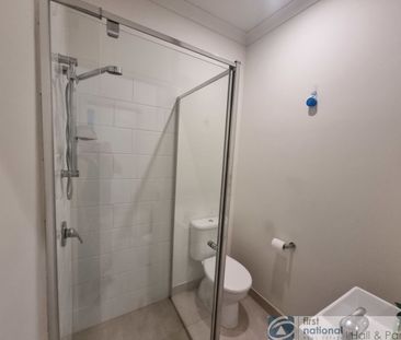 Townhouse with Room to Move - Photo 6