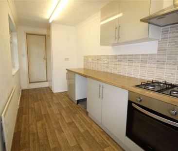 Nelson Road, Northfleet, Gravesend, Kent, DA11 - Photo 2