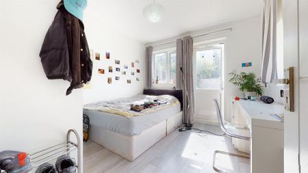 4 bedroom flat to rent - Photo 5