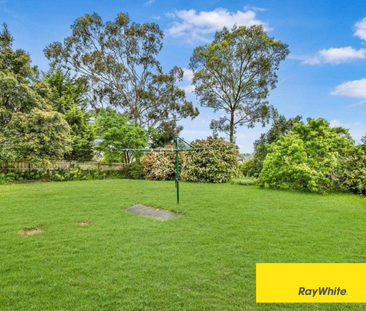 Inviting 3-bedroom home with 8 month lease - Photo 3