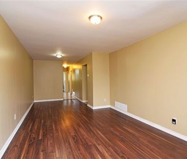 Whiteleas Avenue 32, M1B 1W7, Toronto - Photo 3