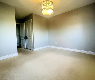 For Lease - 2418 Wasaga Drive, Oakville, Ontario - Photo 1