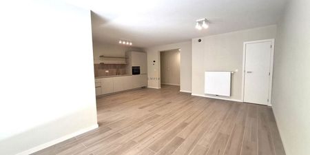 Appartement te huur in Antwerpen voor € 1.350 met 2 slaapkamers - Foto 3