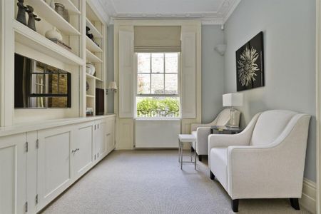 4 bedroom detached house to rent - Photo 2