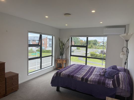 8 Orford Lane, Takanini - Photo 1