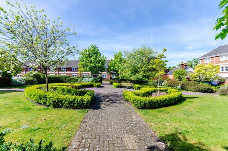 St Lukes Square, Guildford, GU1 - Photo 5