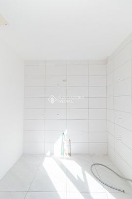 Casa em Condomínio com 2 quartos e 87m² para alugar em Vila Nova, Porto Alegre. - Photo 1