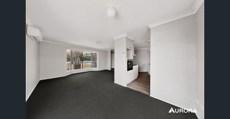 SPACE, STYLE AND LOCATION - THE COMPLETE FAMILY HOME - Photo 4