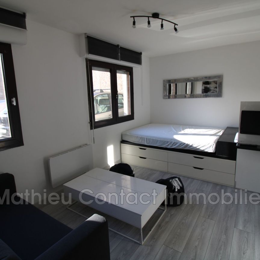 Centre-ville, Location appartement 1 pièce 19 m² - Photo 1